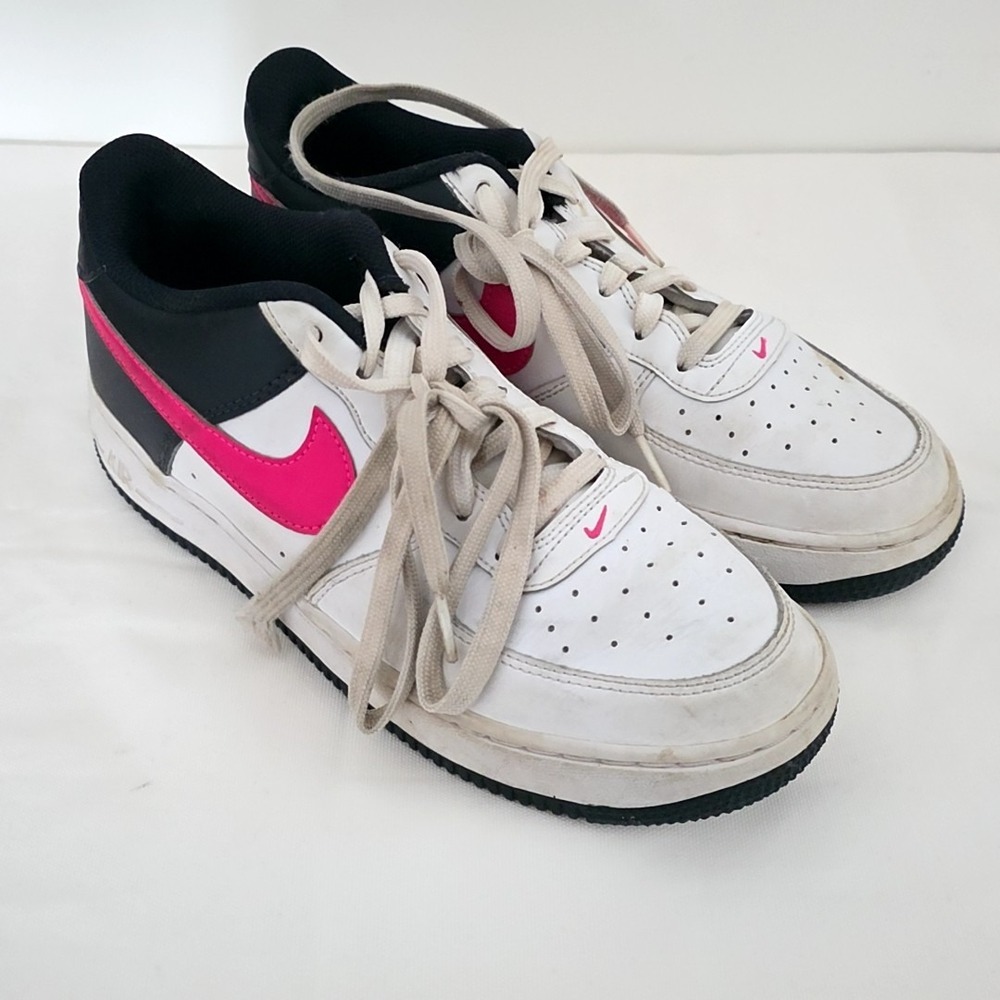Nike Air Force 1 Low Kids Size 7Y White Black Pink Vintage Sneakers 314192-162